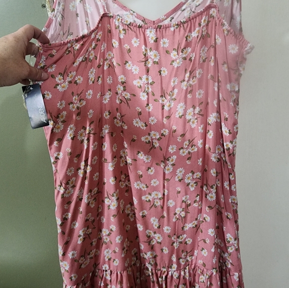 BNWT- XL Sundress from Ardene - Picture 3 of 3